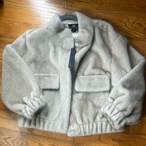 NWT house of Harlow 1960 faux fur jacket